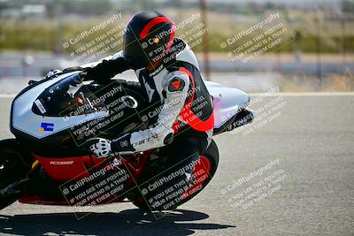 media/Apr-13-2025-TrackXperience (Sun) [[fb1ef998a6]]/Level 2 (Intermediate)/Turn 8 (Session 3)/